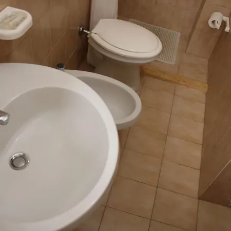 La Petite Maison Couette-café Santa Domenica (Vibo Valentia)