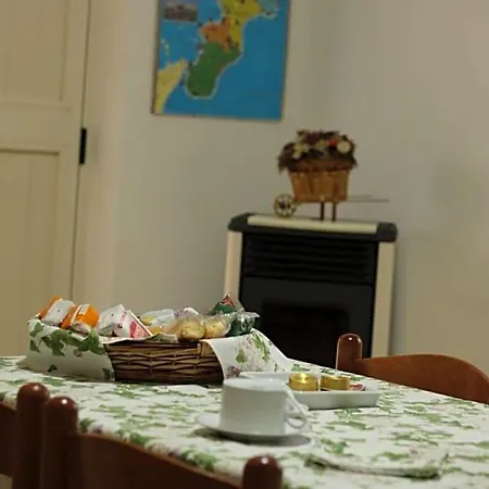فندق مبيت وإفطار La Petite Maison 3*