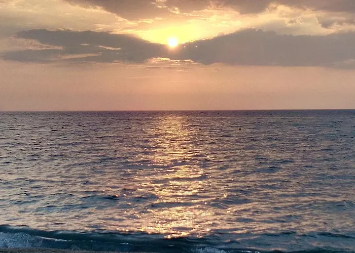 לינה וארוחת בוקר La Petite Maison 3*